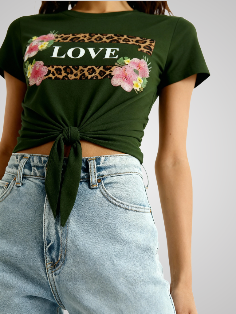Crop Tee – Love Print – view 4